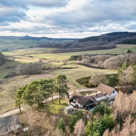 Nuerburgring Eifelhaus * Baar